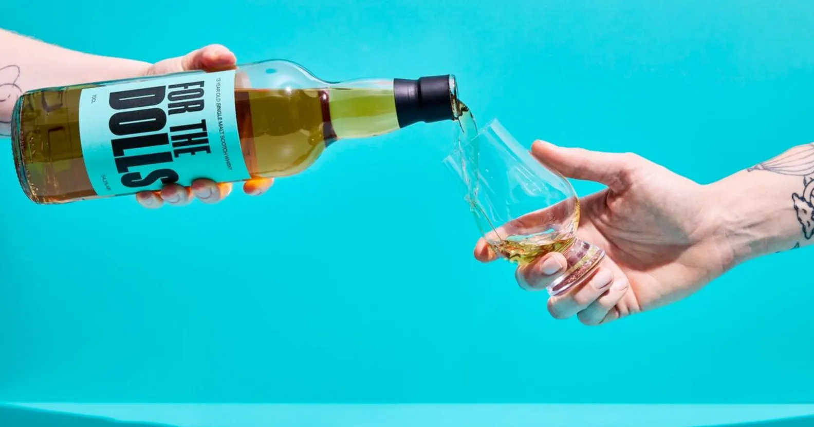 ‘For the Dolls’ viskisi transfobiyaya qarşı mübarizəyə dəstək verir